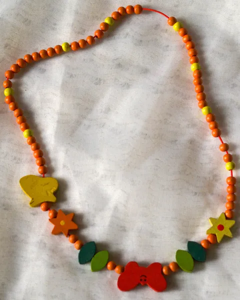 Collar de madera