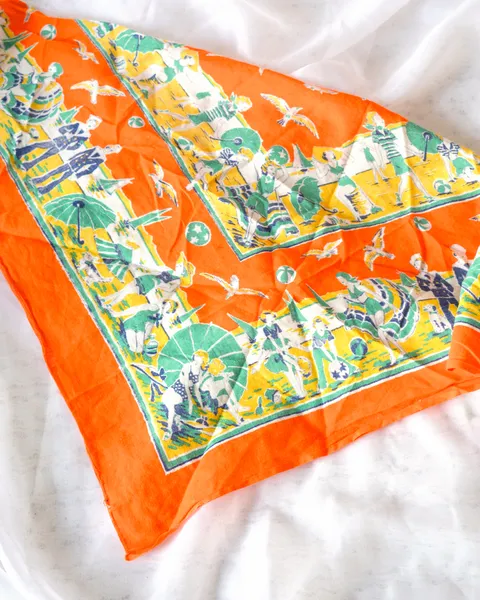Pañuelo triángulo naranja